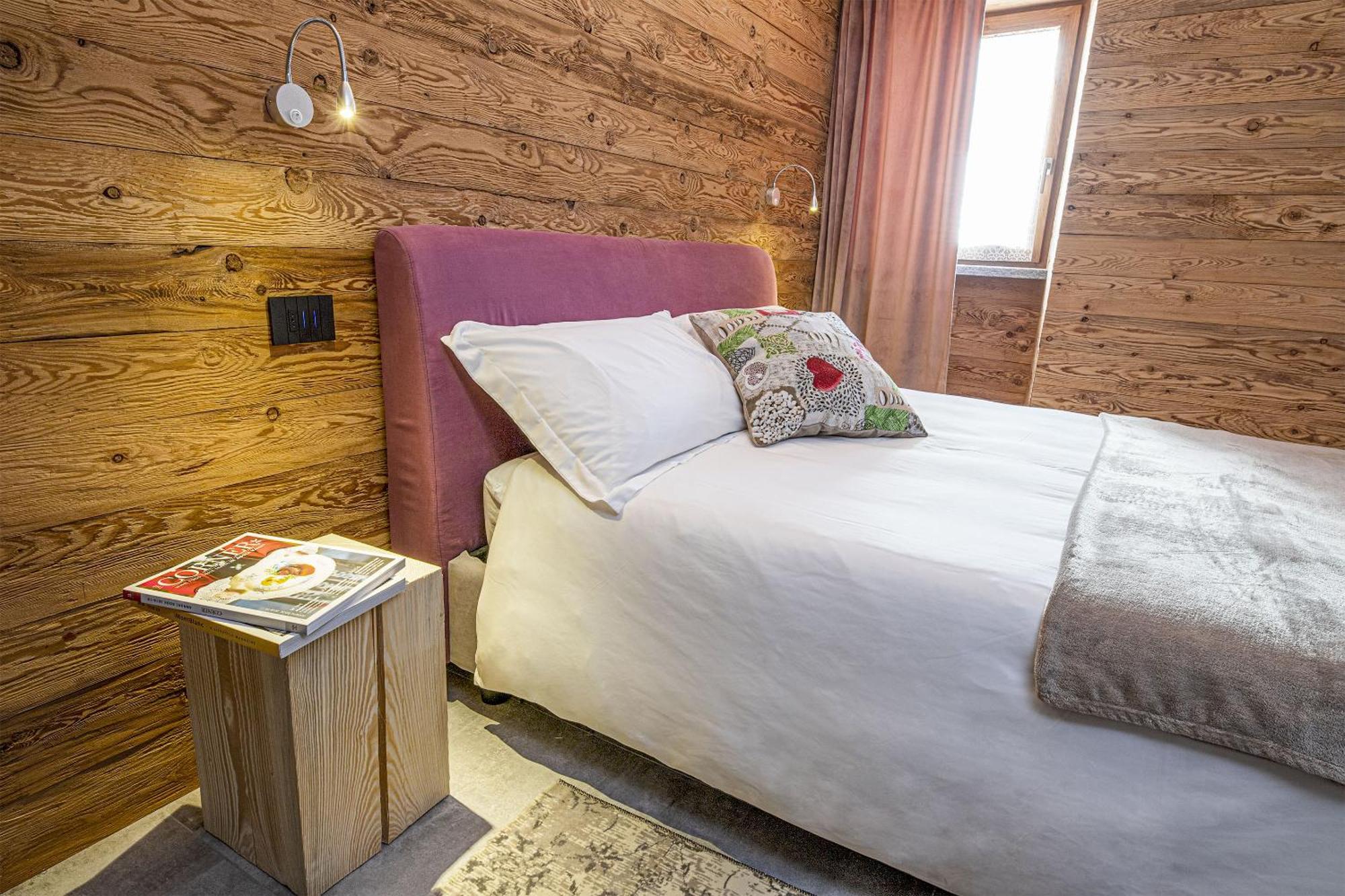 Aparthotel Fenat Introd Zewnętrze zdjęcie