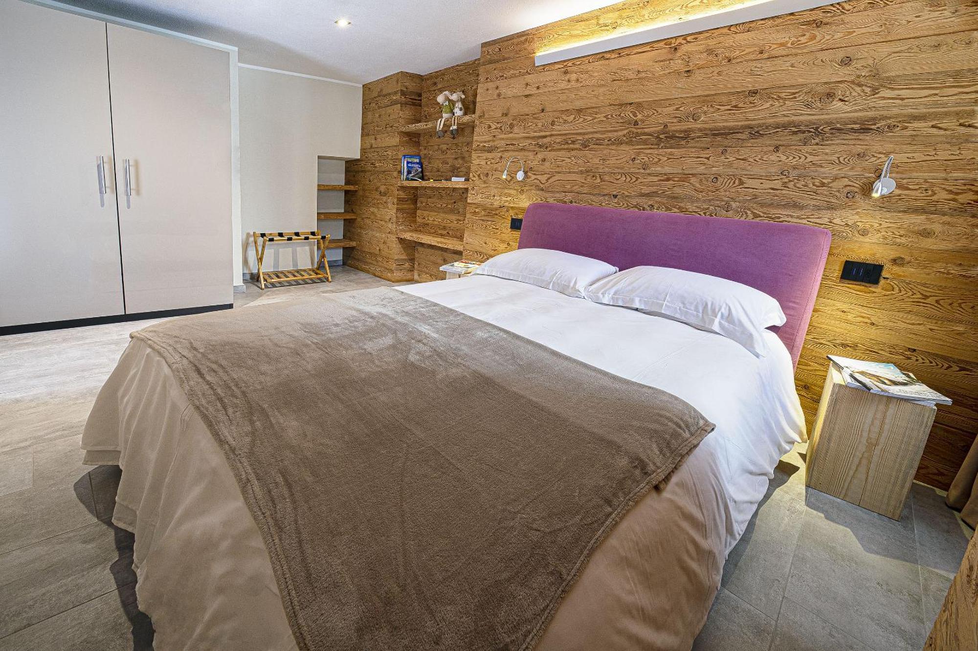 Aparthotel Fenat Introd Zewnętrze zdjęcie